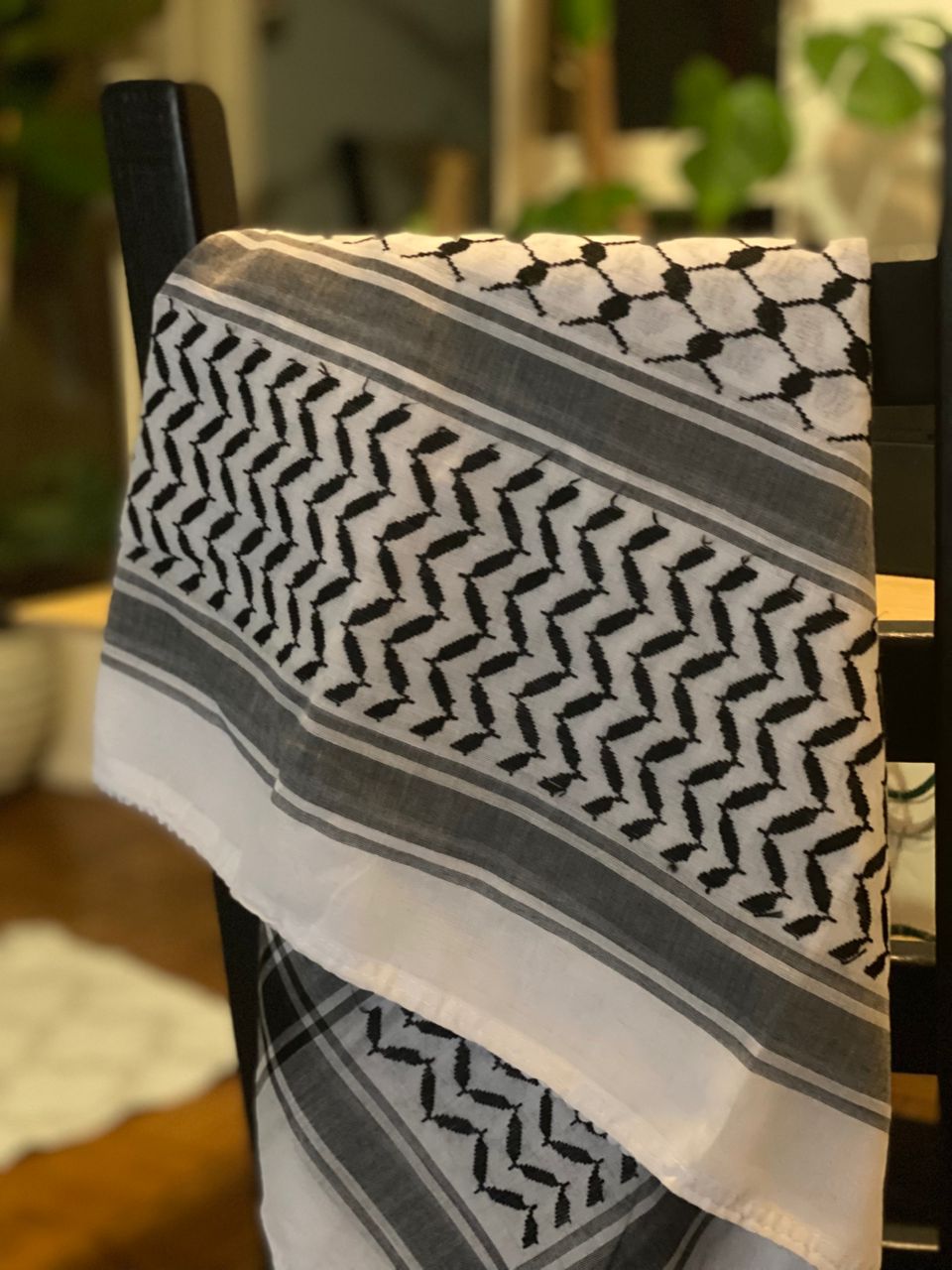 Sanasel Authentic Palestinian Keffiyeh – Handcrafted with Heritage (B&W)