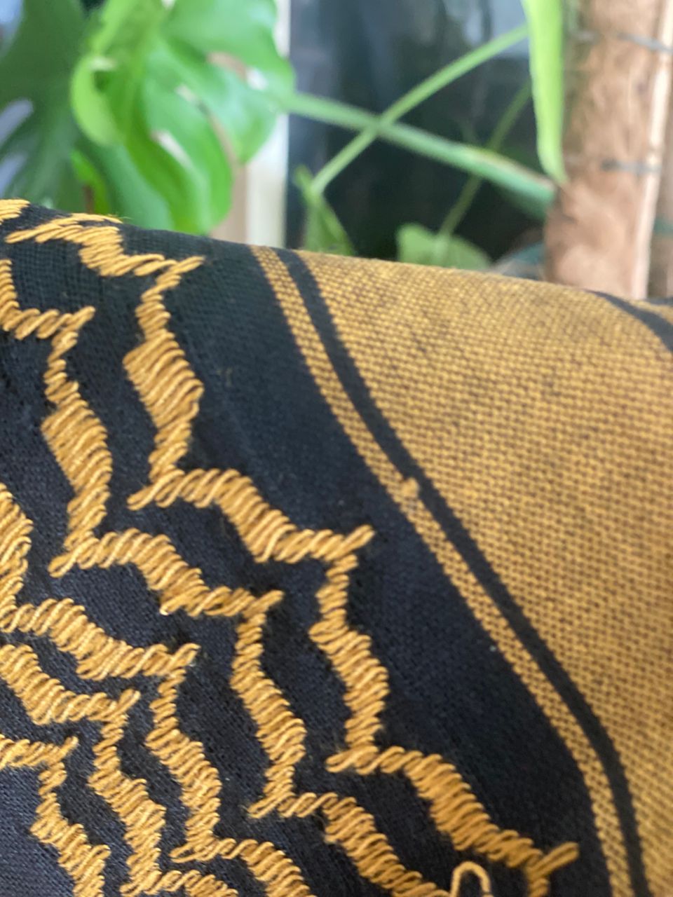 Sanasel Authentic Palestinian Keffiyeh – Handcrafted with Heritage (Yellow on Black)